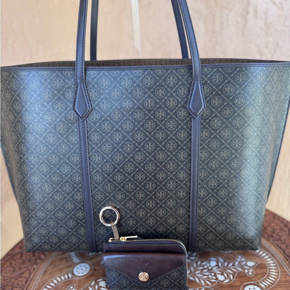 Tory Burch T Monogram Coated Canvas Bundle Perry Tote & Zip Cardholder Authentic - Picture 2 of 12